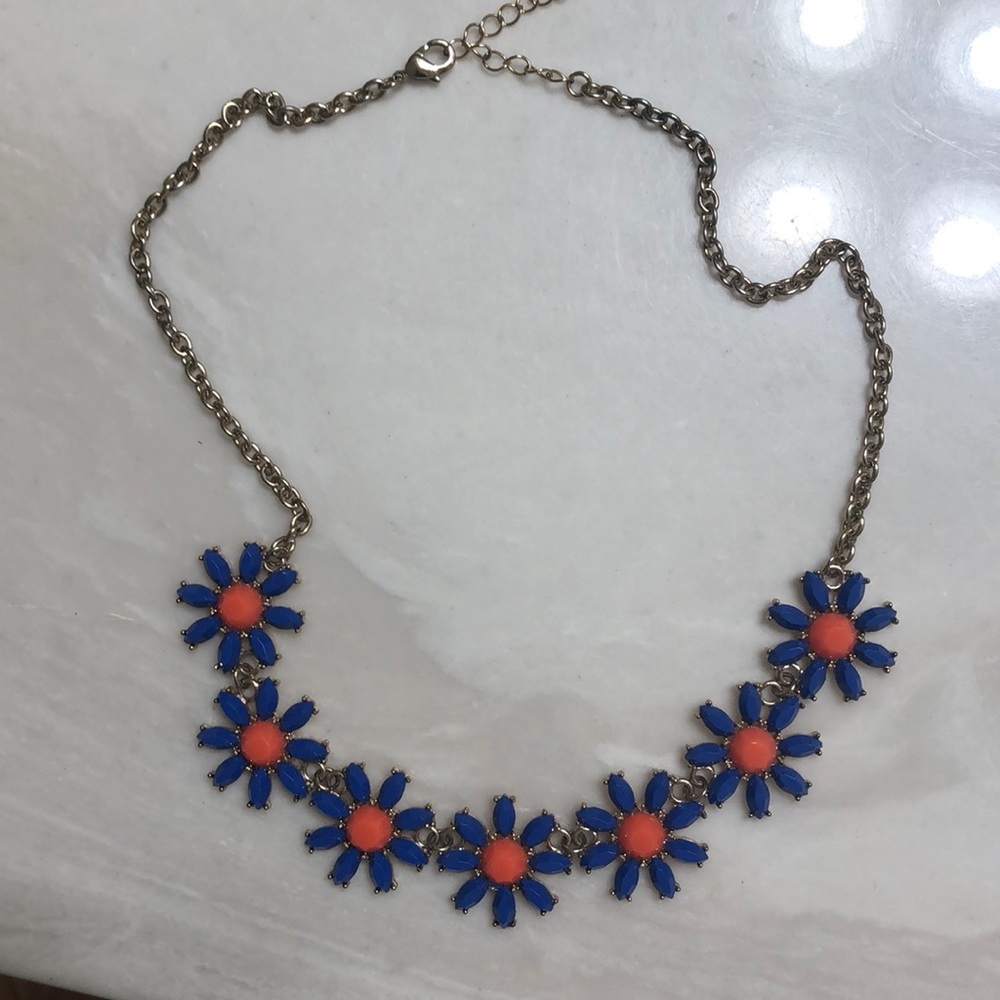 Flower necklace